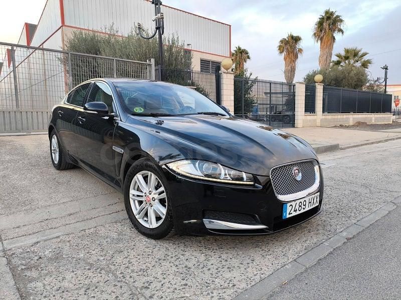 Usado Jaguar XF Premium Luxury 200 CV (147 kW) 2014 Negro Berlina