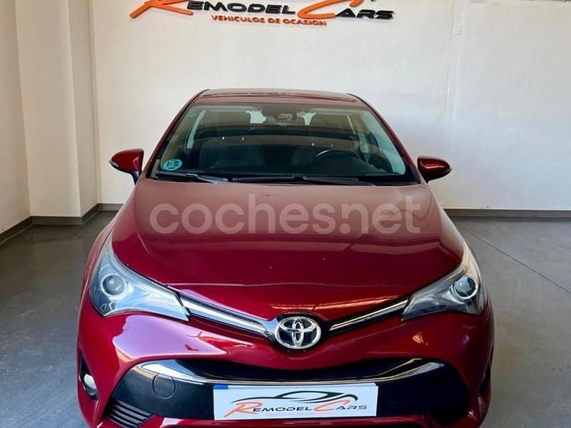 Granate Usado 2018 Toyota Avensis Executive Berlina | 10.999 € (Super precio) - Imagen 1/4
