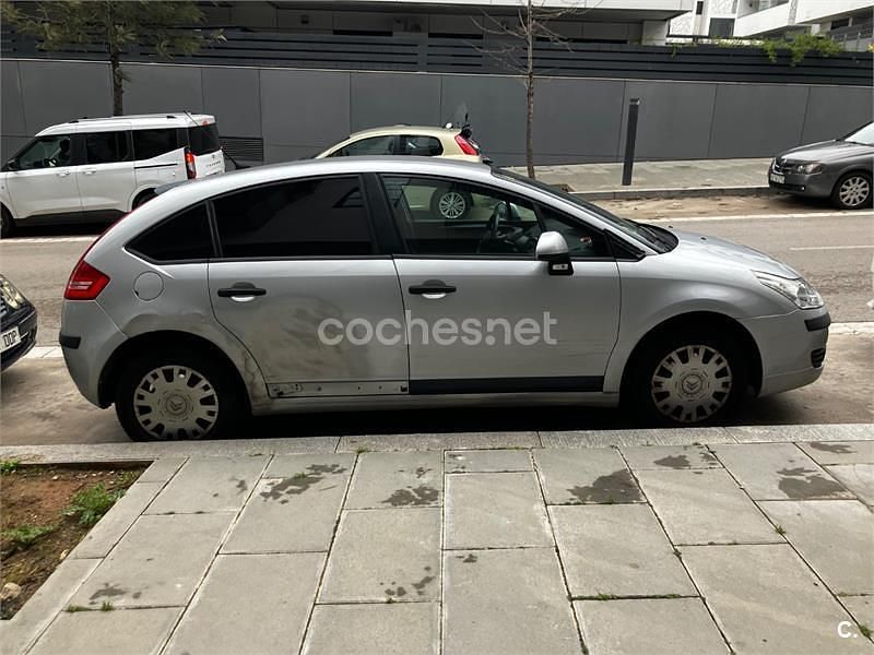 Usado Citroën C4 92 CV (67 kW) 2006 Gris / plata Berlina