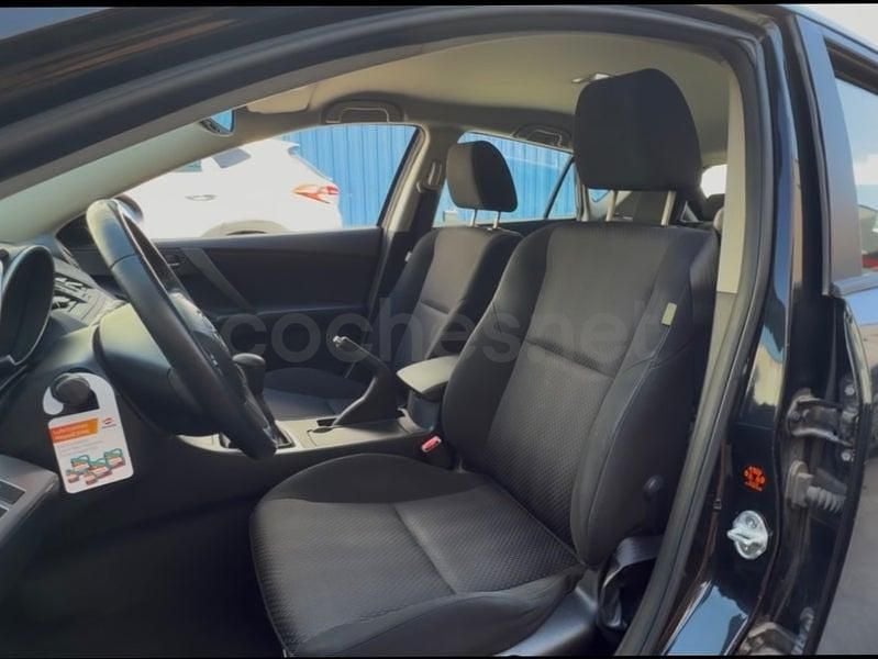 Usado Mazda 3 105 CV (77 kW) 2010 Negro Berlina
