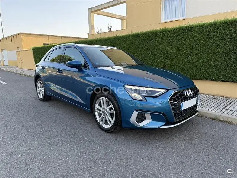 Usado Audi A3 Advanced Plus 204 CV (150 kW) 2021 Azul Berlina