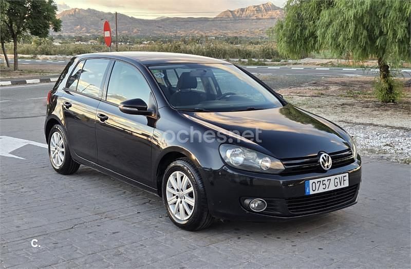 Negro Usado 2010 VW Golf VI Berlina | 6000 € (Buen precio) - Imagen 1/4