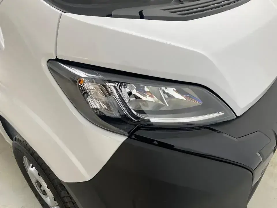 Nuevo Peugeot Boxer 140 CV (102 kW) 2026 Blanco Van
