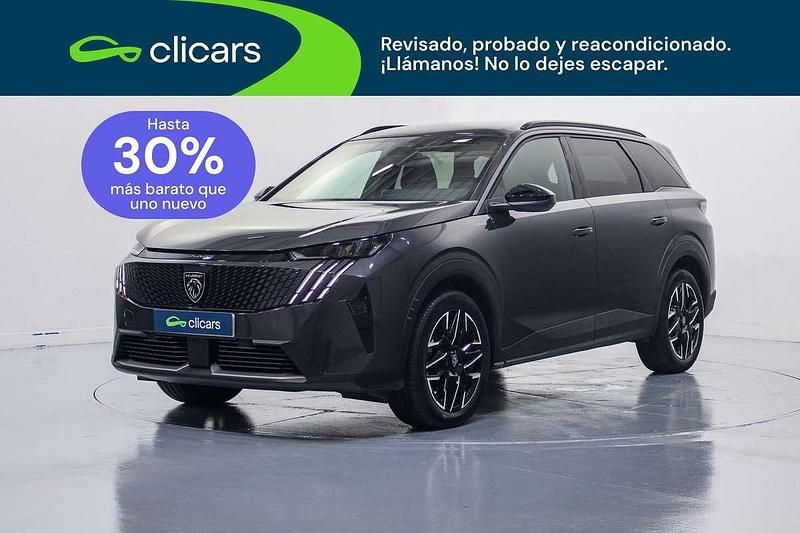 Usado Peugeot 5008 Allure 136 CV (100 kW) 2025 Gris SUV