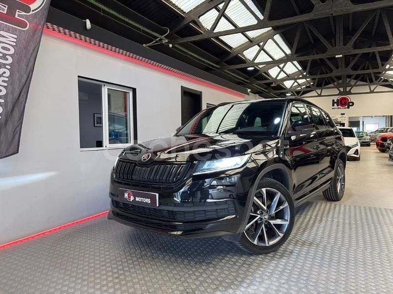 Negro Usado 2020 Skoda Kodiaq SportLine SUV | 32.900 € (Caro) - Imagen 1/4
