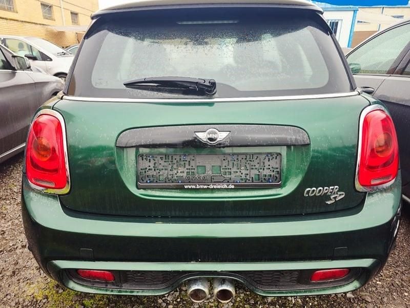Usado Mini Cooper SD 170 CV (125 kW) 2016 Verde Utilitario