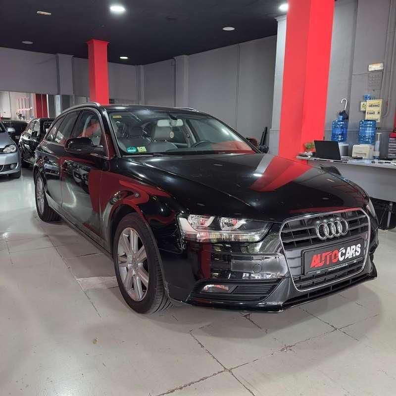 Usado Audi A4 170 CV (125 kW) 2014 Negro Familiar