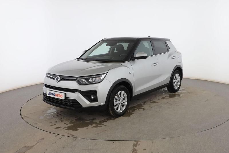 Usado Ssangyong (KGM) Tivoli 136 CV (100 kW) 2021 Gris SUV