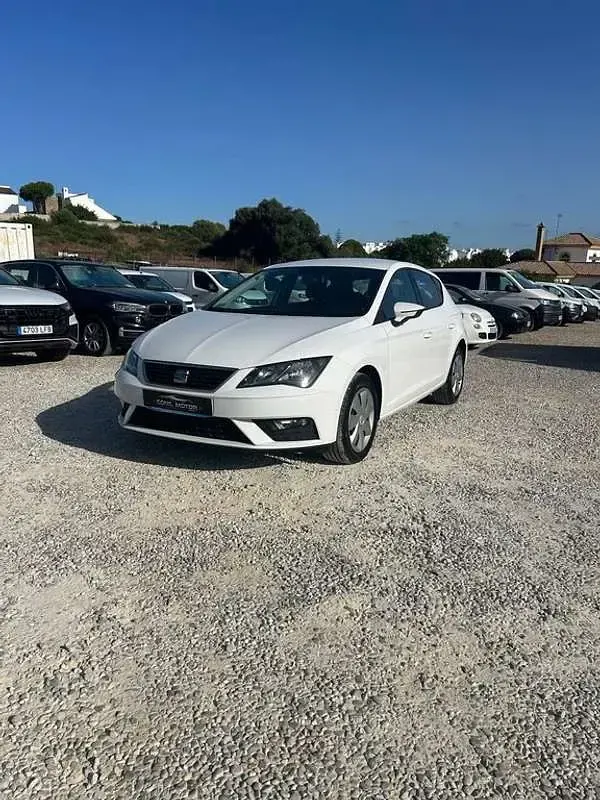 Usado Seat Leon ST Reference 116 CV (85 kW) 2019 Blanco Familiar