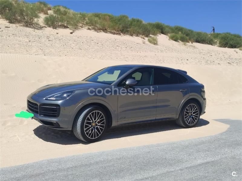 Gris / plata Usado 2022 Porsche Cayenne SUV | 119.900 € (Super precio) - Imagen 1/4