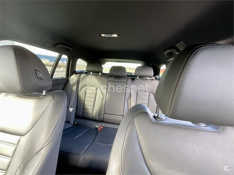 Usado BMW 320e Advantage 204 CV (150 kW) 2022 Negro Familiar