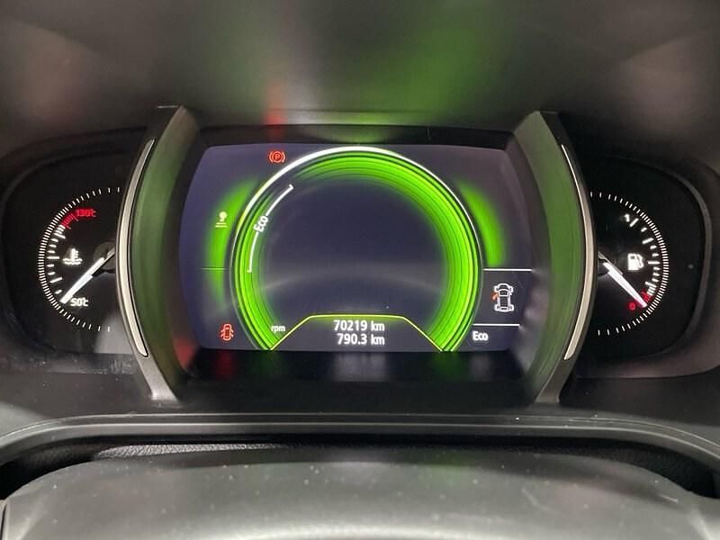 Usado Renault Mégane IV Zen 130 CV (95 kW) 2018 Blanco Berlina