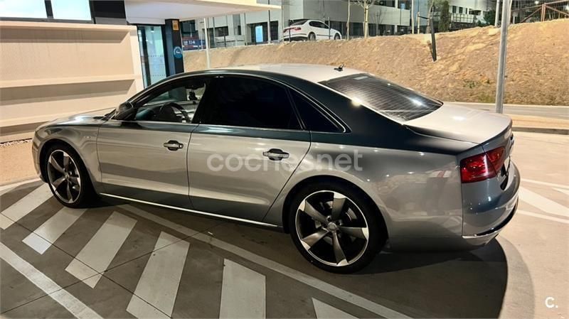 Gris / plata Usado 2012 Audi A8 Berlina | 19.900 € (Precio justo) - Imagen 1/4