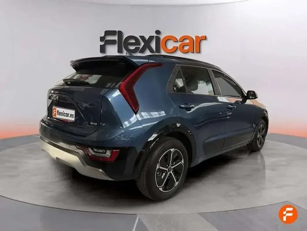 Usado Kia Niro 141 CV (103 kW) 2024 Azul SUV