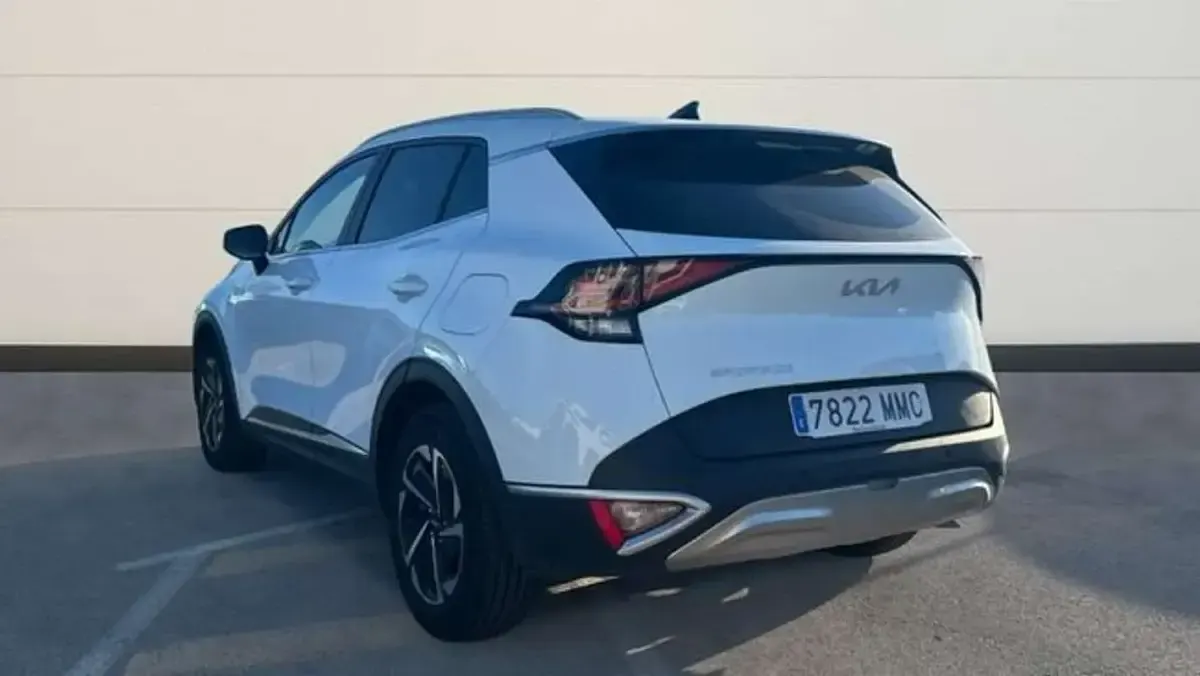 Usado Kia Sportage 150 CV (110 kW) 2023 Blanco SUV