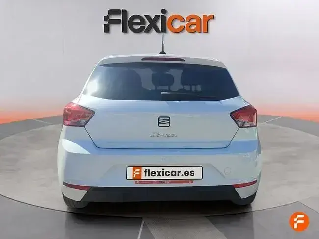 Usado Seat Ibiza Reference 80 CV (58 kW) 2023 Blanco Utilitario