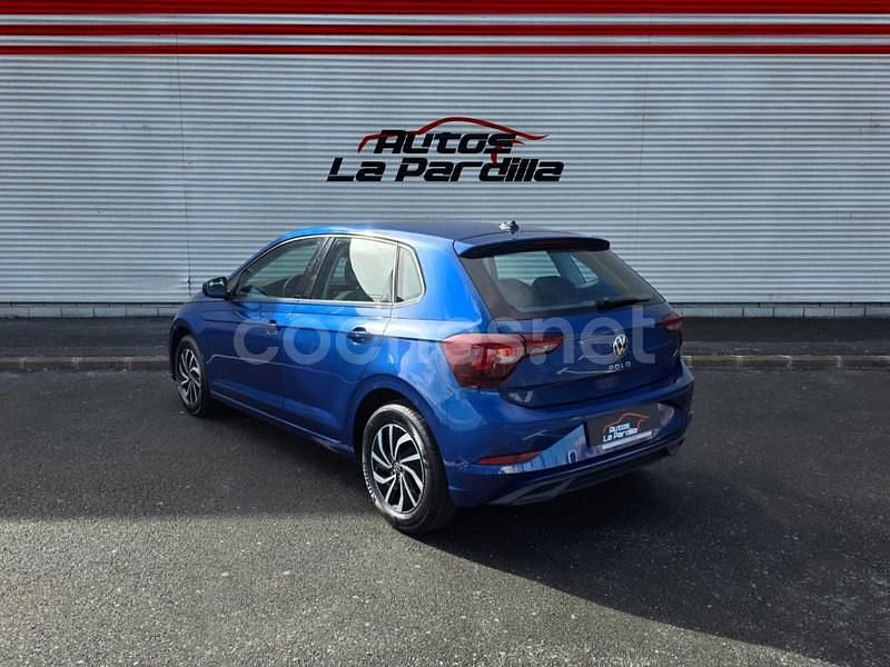 Usado VW Polo 95 CV (69 kW) 2024 Azul Berlina
