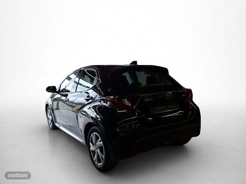 Usado Mazda 2 Exclusive-Line 116 CV (85 kW) 2025 Negro Berlina