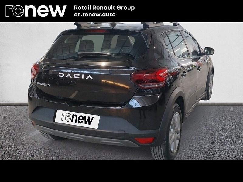 Usado Dacia Sandero Expression 91 CV (66 kW) 2023 Negro Berlina
