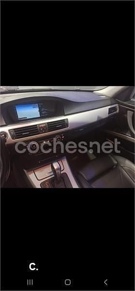 Usado BMW 318 143 CV (105 kW) 2009 Negro Familiar