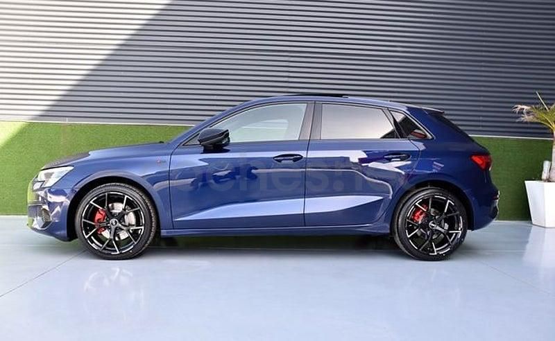 Usado Audi A3 S-Line 150 CV (110 kW) 2021 Azul Berlina