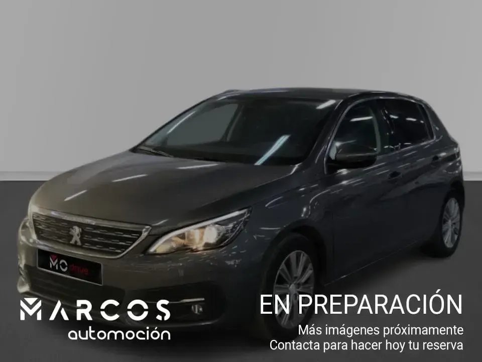 Usado Peugeot 308 Allure 100 CV (73 kW) 2020