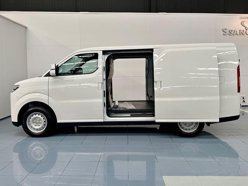 Nuevo DFSK EC75 69 kW (95 CV) 2026 Blanco Van