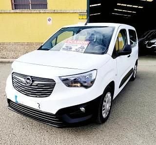 Usado Opel Combo Life Elegance 100 CV (73 kW) 2020 Blanco