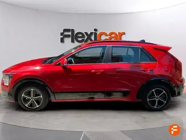 Usado Kia Niro 129 CV (94 kW) 2025 Rojo SUV