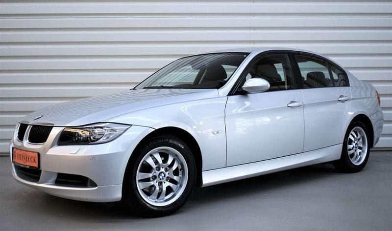 Gris Usado 2007 BMW 318 Berlina | 5990 € (Buen precio) - Imagen 1/4