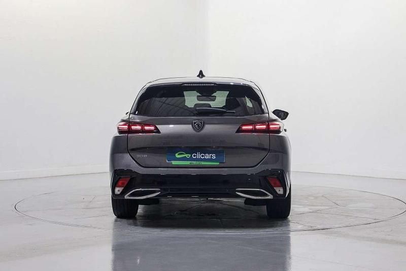 Usado Peugeot 308 SW Allure 131 CV (96 kW) 2023 Plateado Familiar