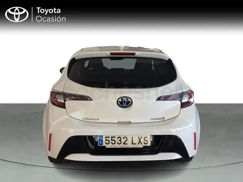 Usado Toyota Corolla Active 122 CV (89 kW) 2022 Blanco Berlina