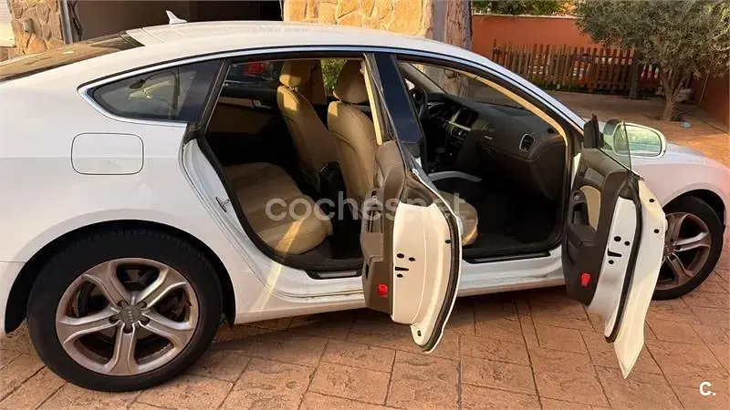 Usado Audi A5 Sportback Advanced 150 CV (110 kW) 2016 Blanco Utilitario