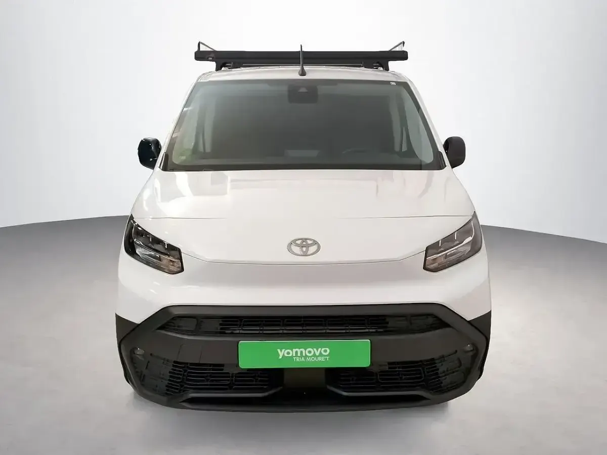 Usado Toyota Proace City City 132 CV (97 kW) 2024 Blanco Monovolumen