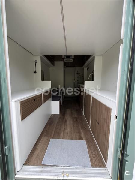 Verde Usado 2011 Iveco Daily Recogida | 40.000 € - Imagen 1/4