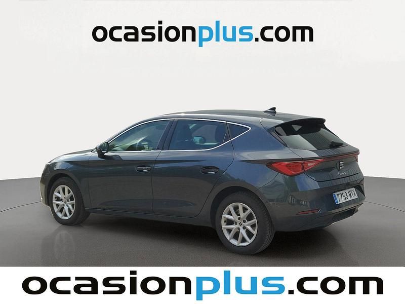 Usado Seat Leon Style 116 CV (85 kW) 2025 Gris Utilitario
