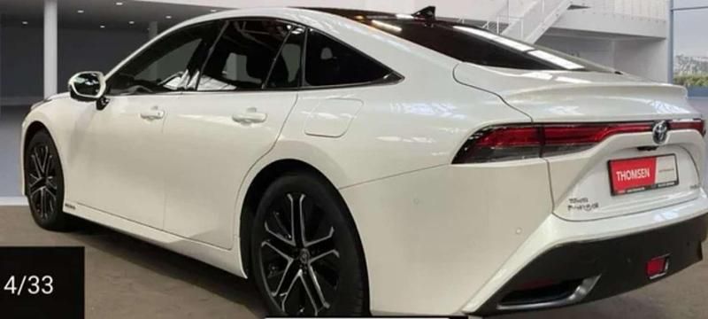 Usado Toyota Mirai Luxury 182 CV (133 kW) 2022 Blanco Berlina