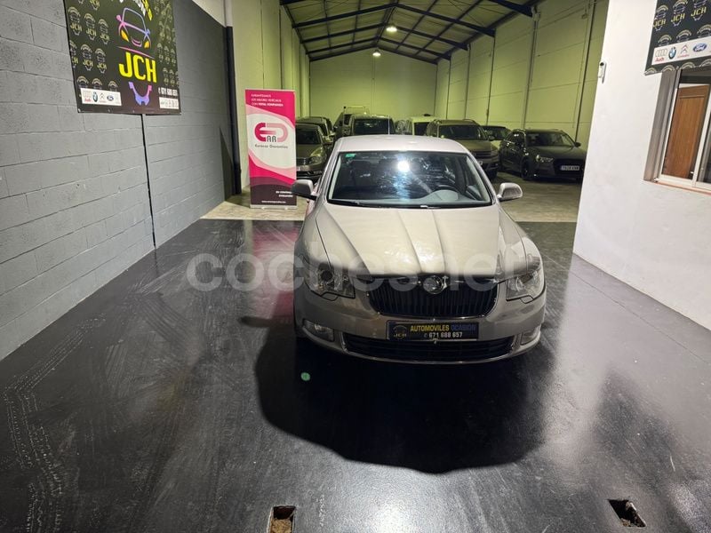 Usado Skoda Superb Comfort 105 CV (77 kW) 2010 Beige Berlina