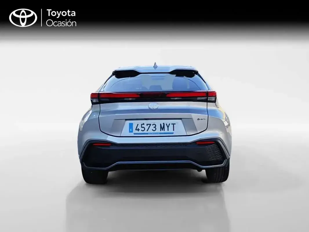Usado Toyota C-HR Advance 140 CV (102 kW) 2025 Gris SUV