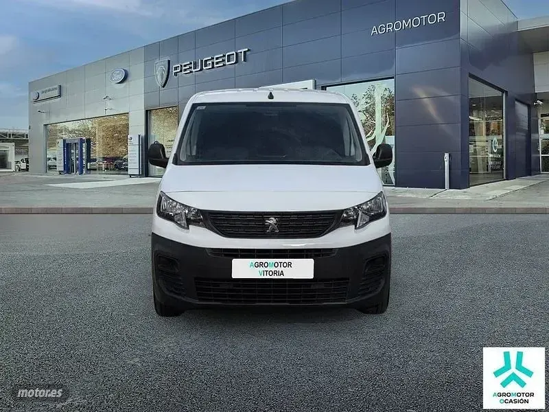 Usado Peugeot Partner 98 CV (72 kW) 2020 Blanco Monovolumen