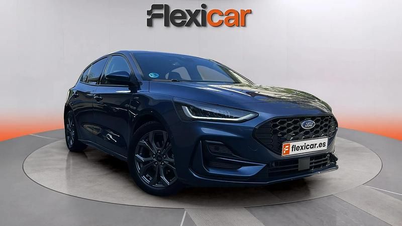 Azul Usado 2024 Ford Focus ST-Line Berlina | 19.990 € (Precio justo) - Imagen 1/4