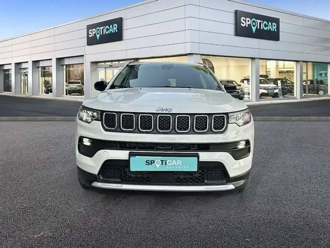 Usado Jeep Compass Limited 192 CV (141 kW) 2023 Blanco SUV