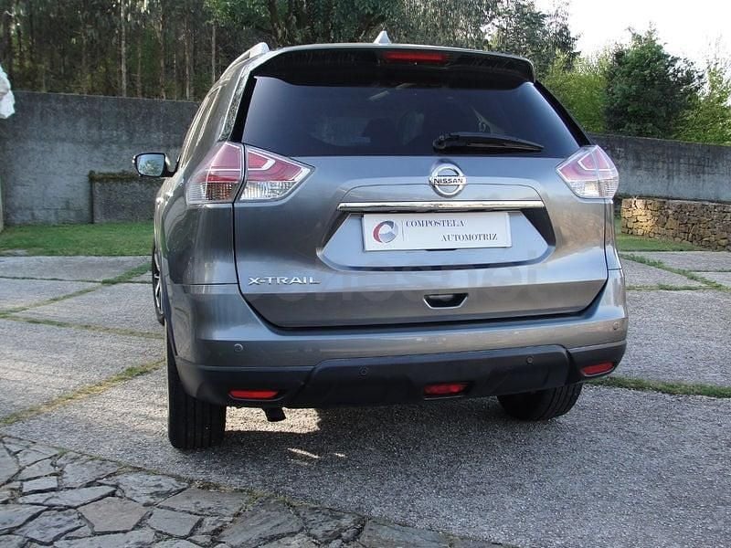 Usado Nissan X-Trail N-Connecta 177 CV (130 kW) 2017 Gris / plata SUV