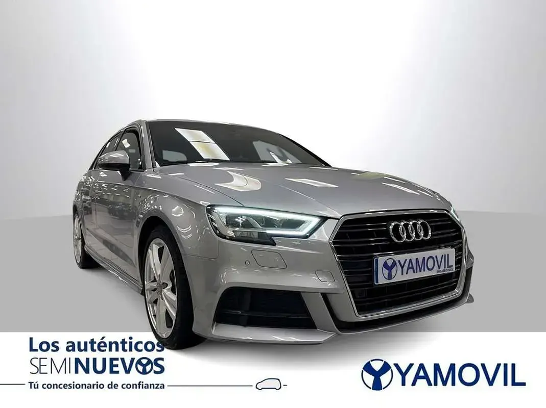 Usado Audi A3 Sportback S-Line 116 CV (85 kW) 2019 Gris Utilitario
