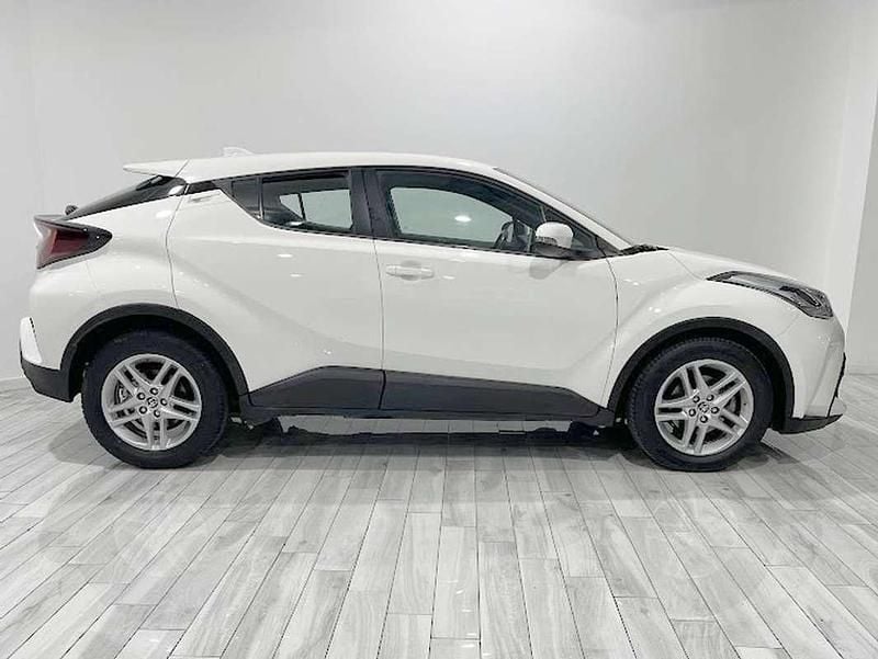 Usado Toyota C-HR Active 122 CV (89 kW) 2021 Blanco SUV