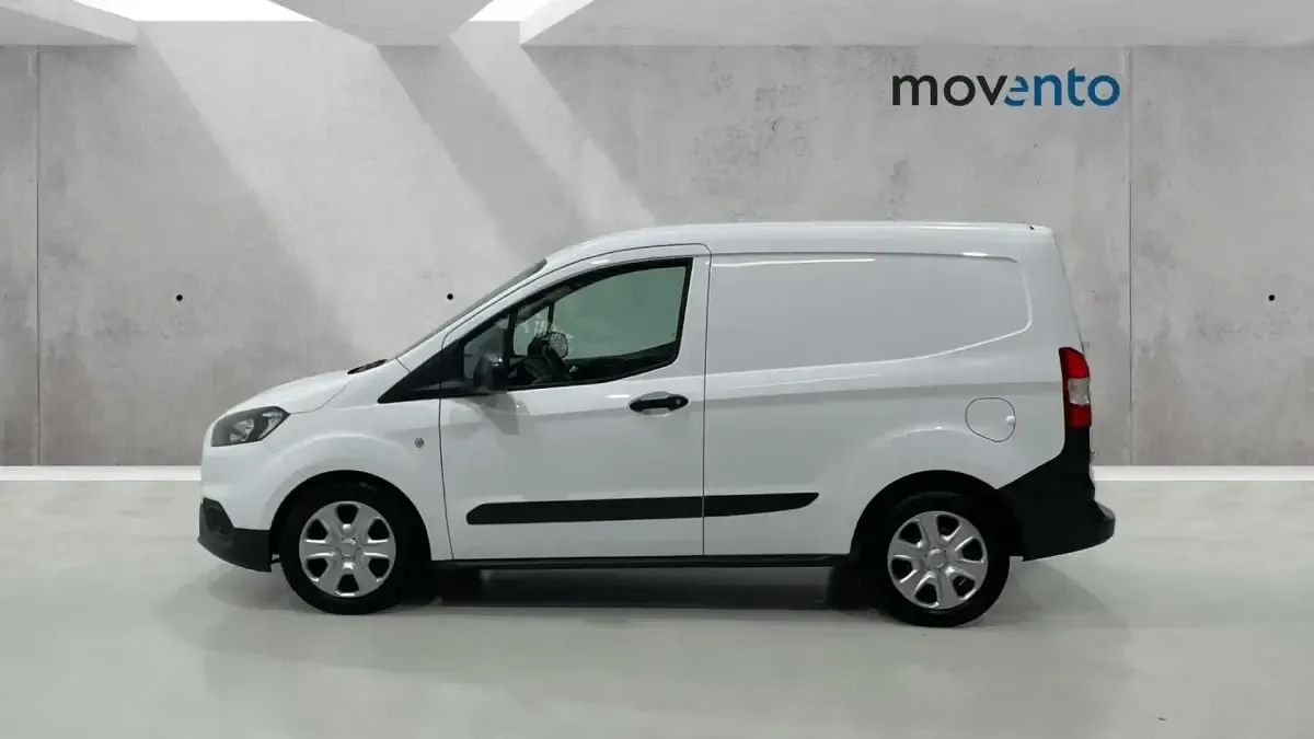 Usado Ford Transit Trend 75 CV (55 kW) 2021 Blanco Utilitario