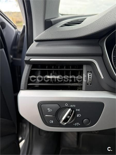 Usado Audi A4 150 CV (110 kW) 2017 Gris / plata Berlina