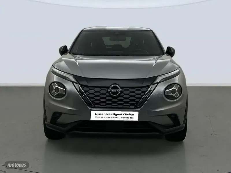 Usado Nissan Juke Tekna 143 CV (105 kW) 2023 Plateado SUV