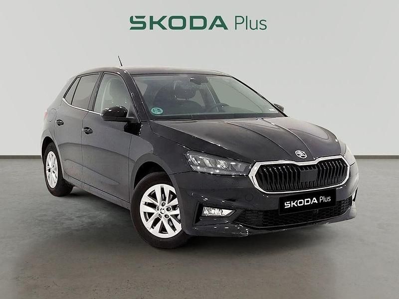 Nuevo Skoda Fabia Selection 115 CV (84 kW) 2025 Negro Berlina