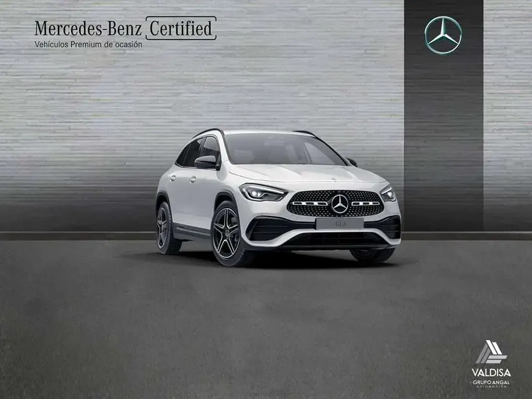 Usado Mercedes GLA200 163 CV (119 kW) 2022 SUV